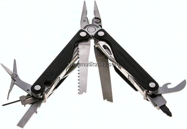 LEATHERMAN Charge Plus - besonders vielseitig durch mehrere Bithalter
